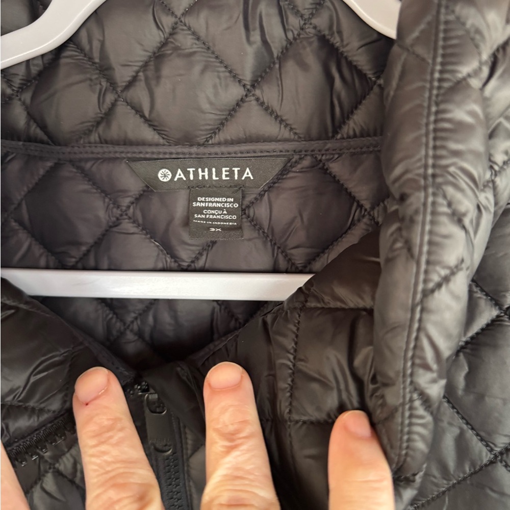 NWT Athleta Whisper Featherless Jacket